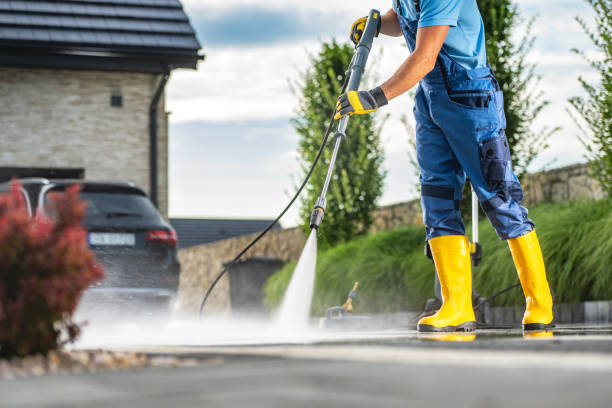 Best Commercial Pressure Washing in Lindsborg, KS